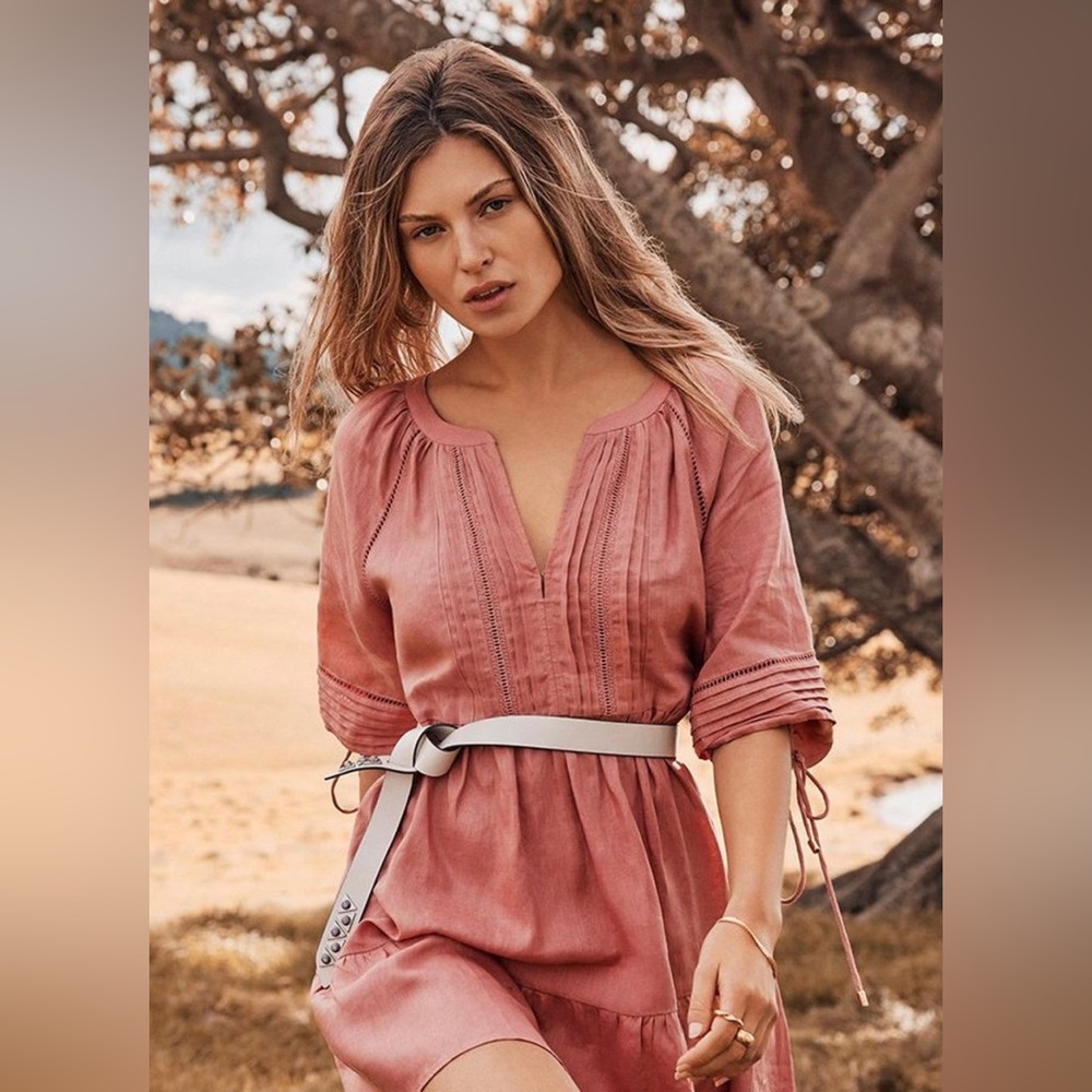 Kivari, Harlow Babydoll mini dress in blush. Size US6, AUS10.